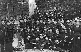 Bergmannsverein „Glück Auf“ zum Bergfest auf dem Vogelberg, um 1905